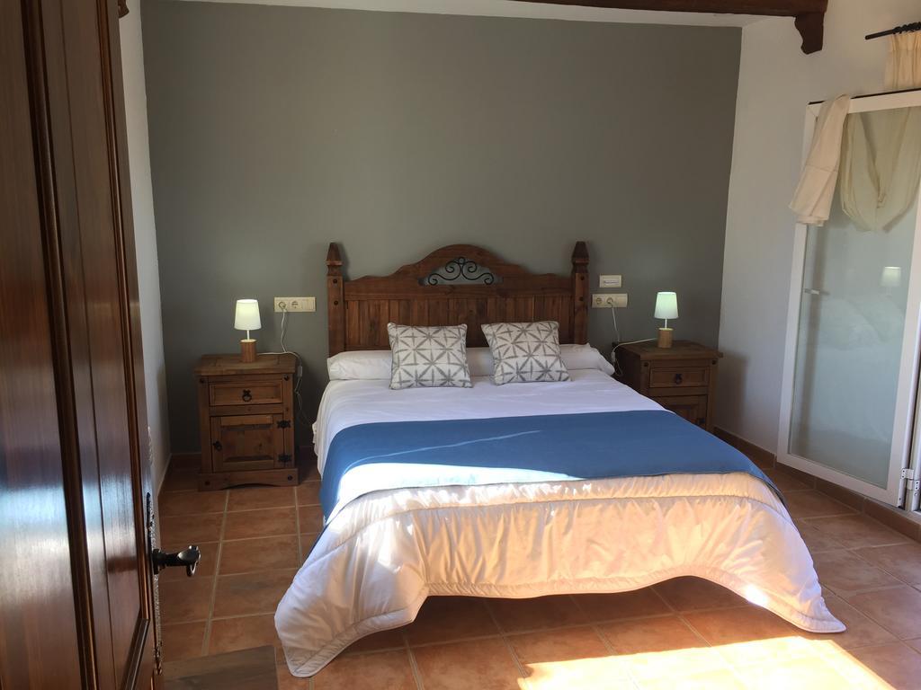 Hostal Rural La Casa Verde Cheles 外观 照片
